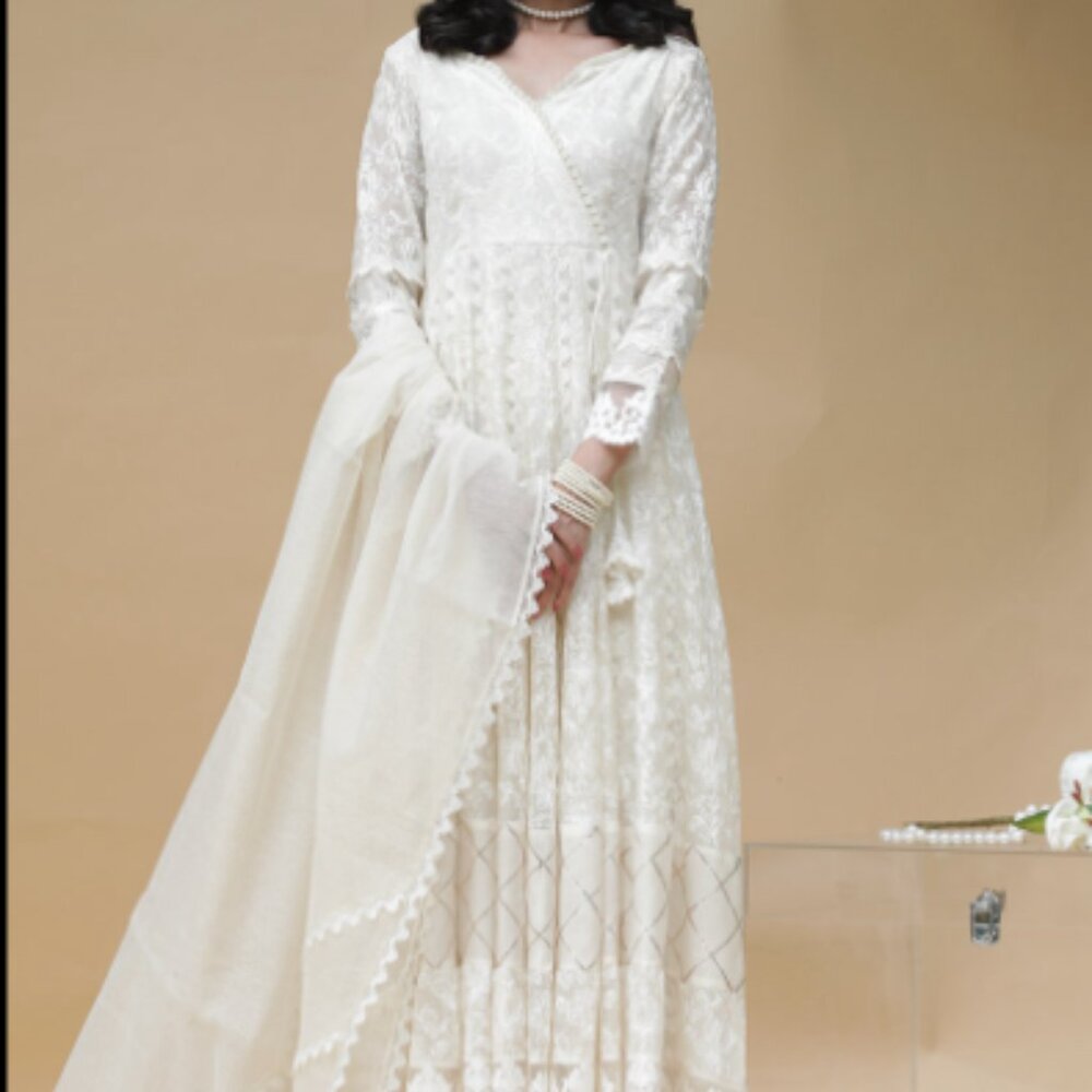Ansab Jahangir Studio βKinarβ Net/Organza Angarkha Suit β Size Large β Preloved - Picture 2 of 5